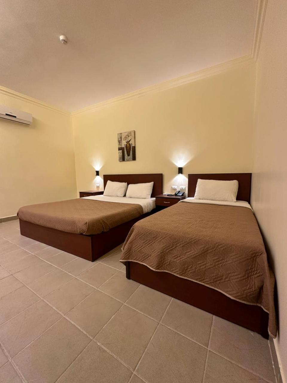 Rumman Hotel Madaba Eksteriør billede